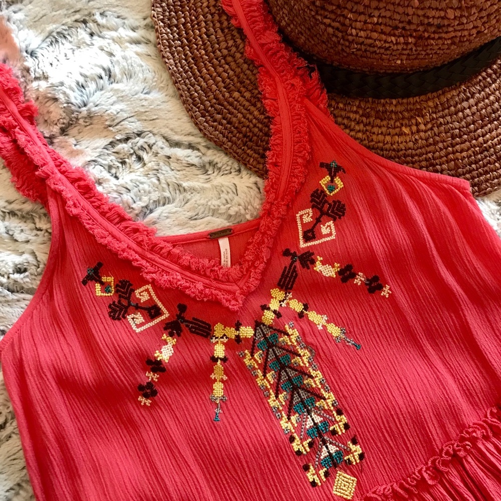 Free People coral embroidered tank